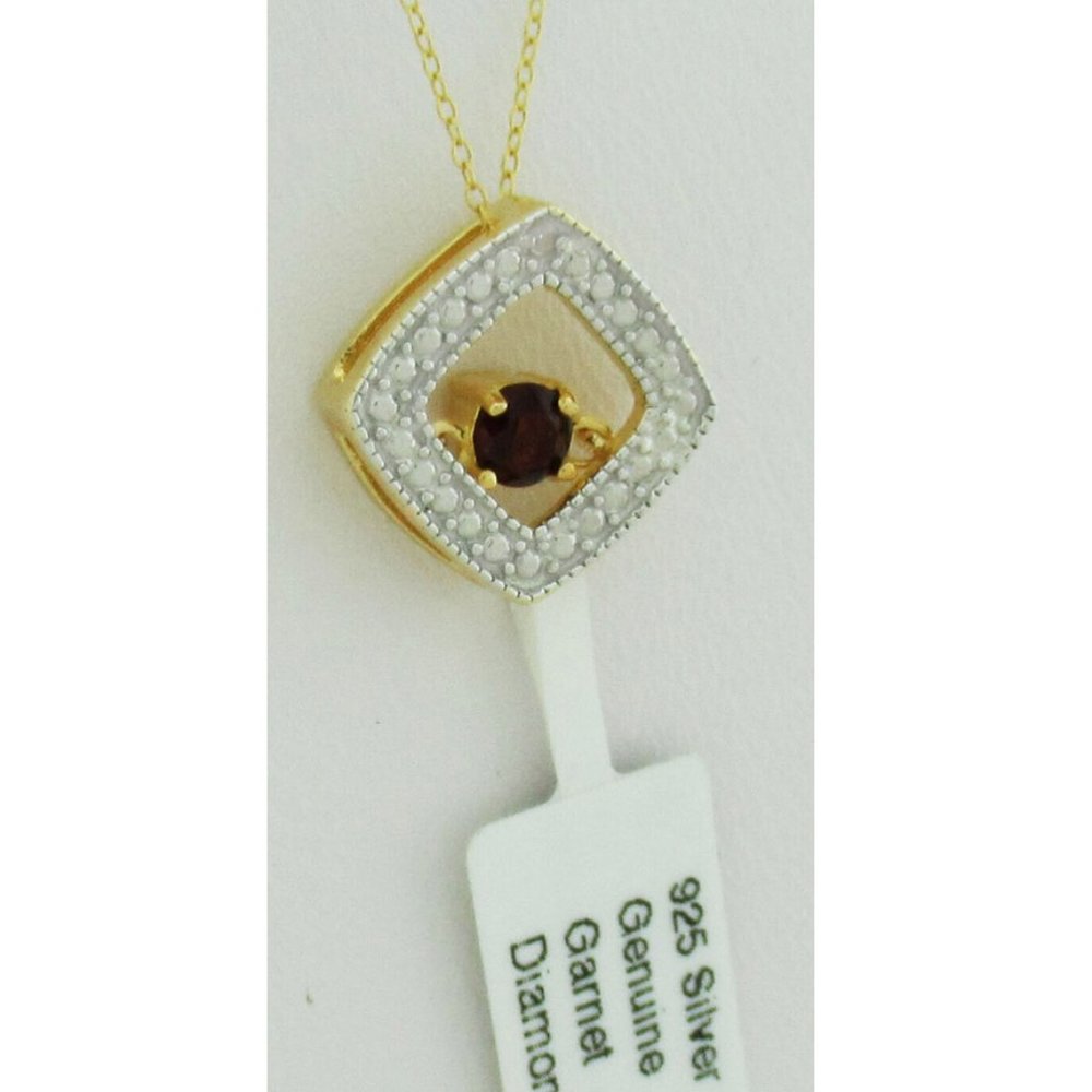 GENUINE 0.22 Cts GARNET & DIAMOND PENDANT NECKLACE .925 SILVER * New With Tag *